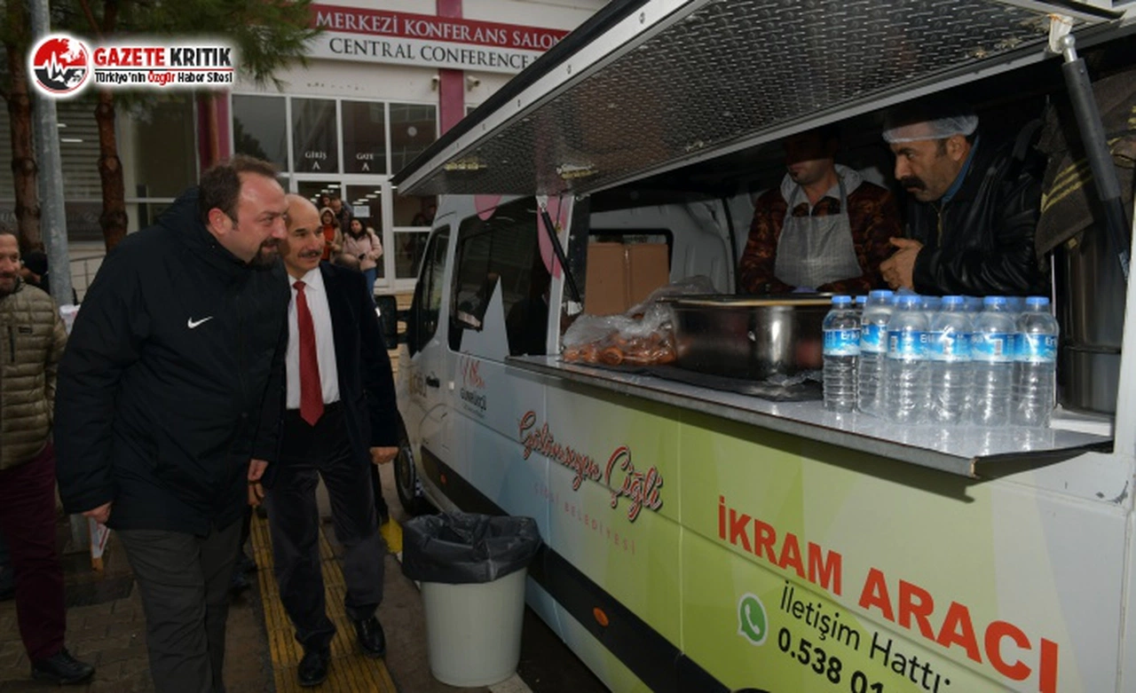 Çiğli Belediyesi soğuklarda üniversite öğrencilerinin yanında