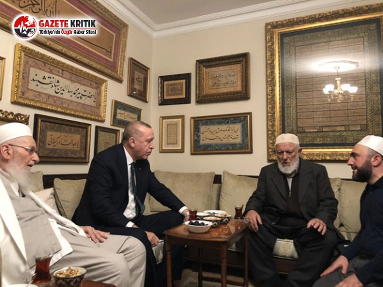 Cumhurbaşkanı Erdoğan, tarikat liderini evinde ziyaret etti