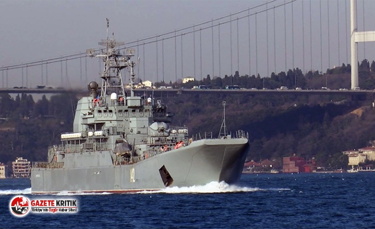 Rus savaş gemisi İstanbul Boğazı'ndan geçti