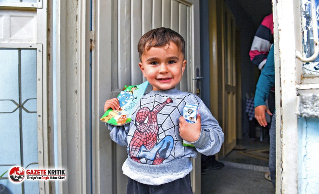 Mersin Büyükşehir Çocukları Sütle Buluşturuyor