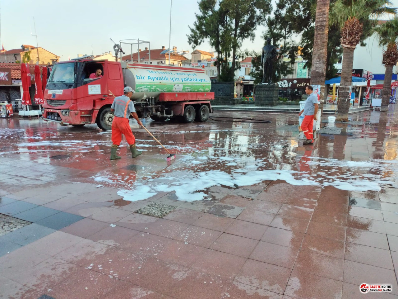 Ayvalık'ta bayram temizliği