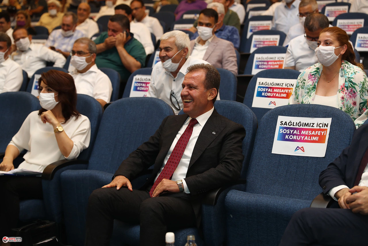 Başkan Seçer: "İnsanlara bu kentin barış ve huzur kenti olduğunu gösterdik"