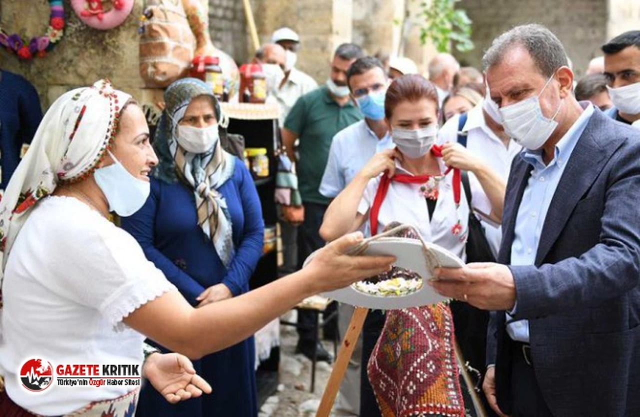 300 Yıllık Tarihi Taşhan, Kadın Üretici Pazarı Oldu