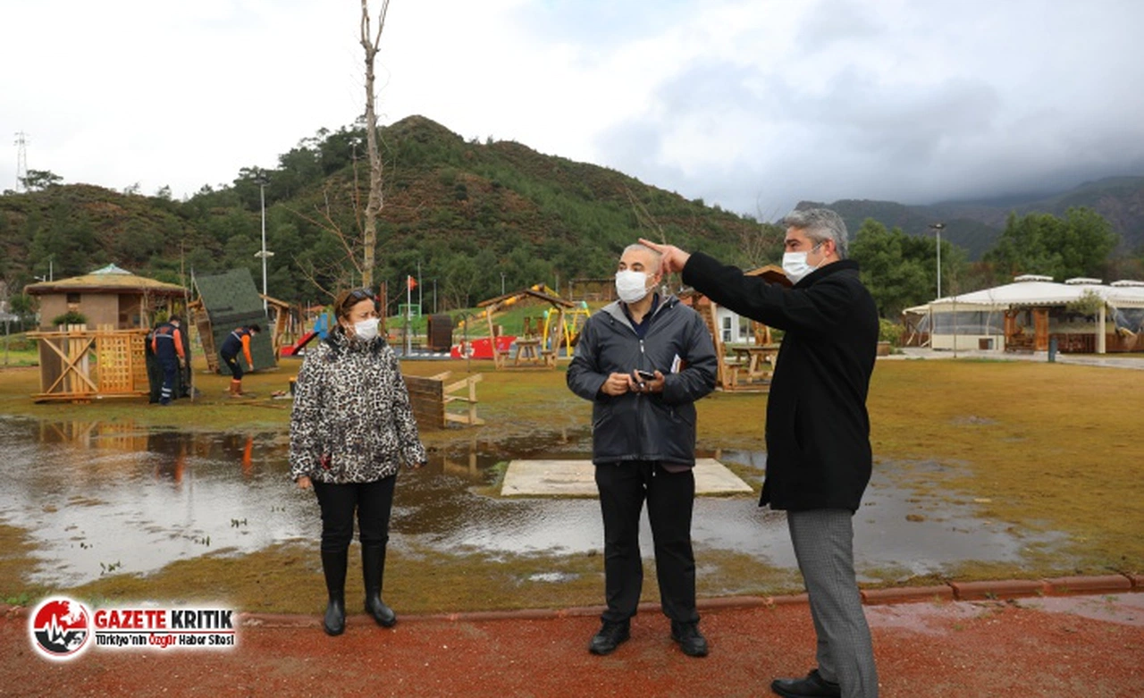 Marmaris Belediyesi'nde fırtına mesaisi