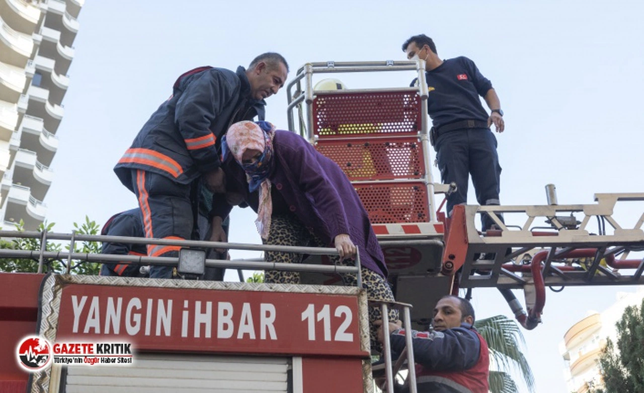 Mersin Büyükşehir itfaiyesi 2020'yi 16 bin 987 görevle tamamladı