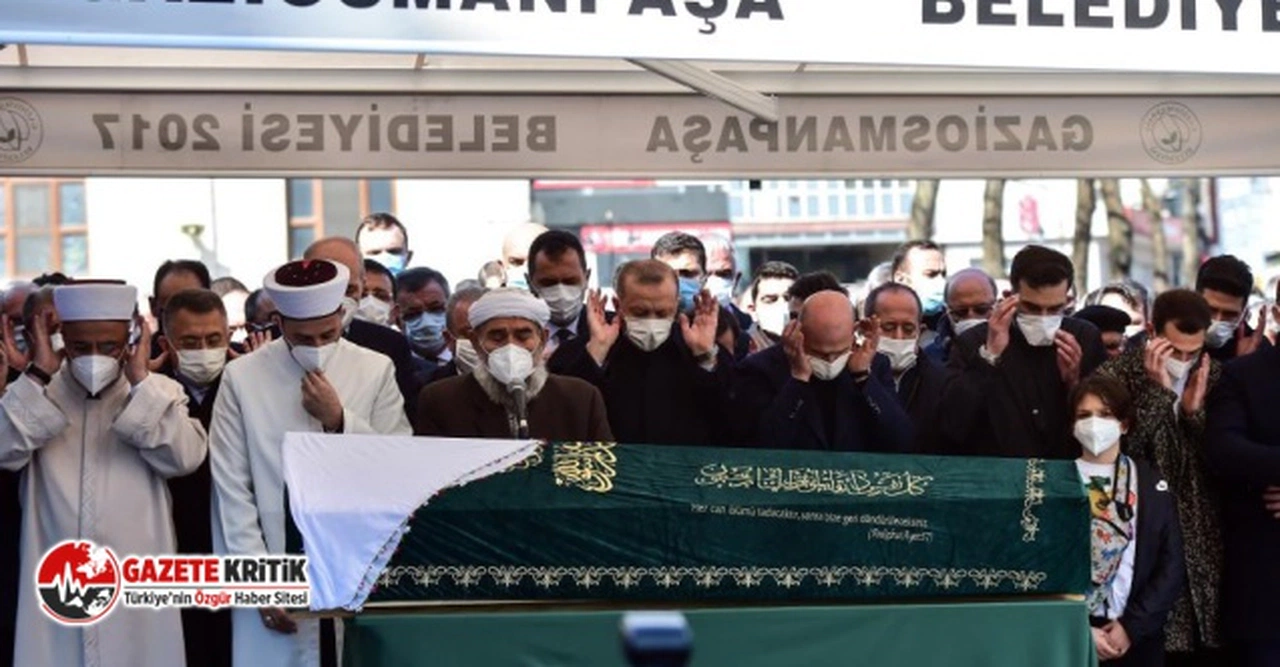 Kamuoyundan 'özür' dileyen Sağlık Bakanı Koca bu kez Soylu'nun annesinin cenaze törenine katılmadı