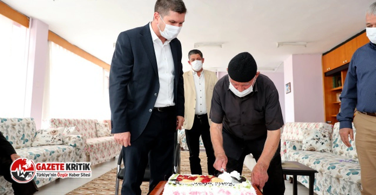 Başkan Ercengiz’den Babalar Günü öncesinde Huzurevi ziyareti