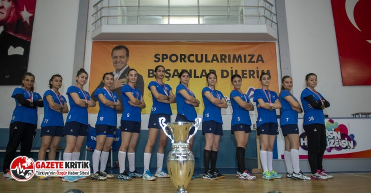 Mersin Büyükşehir Belediyesi: Namağlup şampiyon hentbolcular 1. Lig’e hazırlanıyor