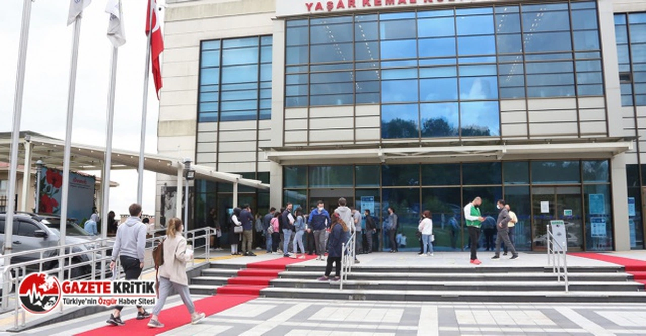 Sarıyer’de Çiftler Nikâh İşlemleri İçin Uzun Kuyruklar Oluşturdu