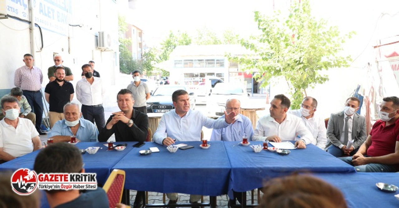 Burdur Belediye Başkanı Ali Orkun Ercengiz, Aşağı Pazar’da faaliyet gösteren Burdur Belediyesi kiracılarıyla bir araya geldi!