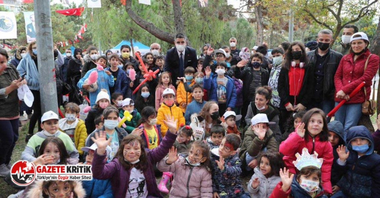 Kartal’da Cumhuriyet’in 98. Yıl dönümü kutlamaları coşkuyla başladı