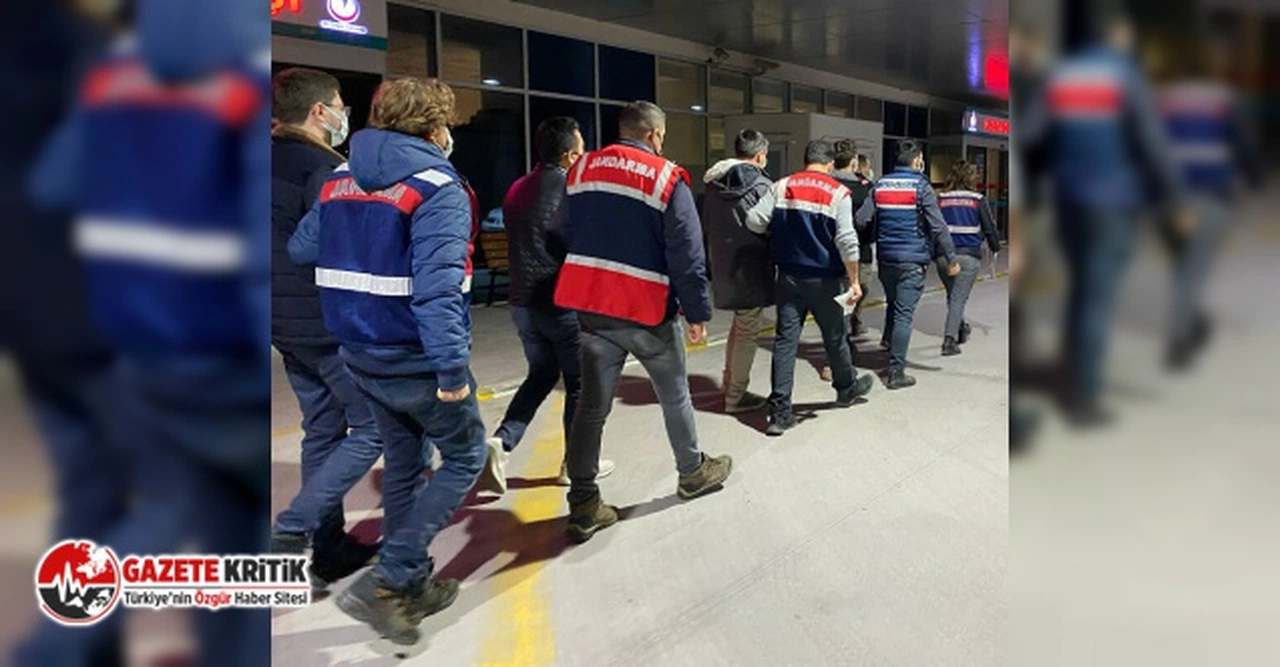 İzmir merkezli 40 ilde FETÖ operasyonu: 185 gözaltı