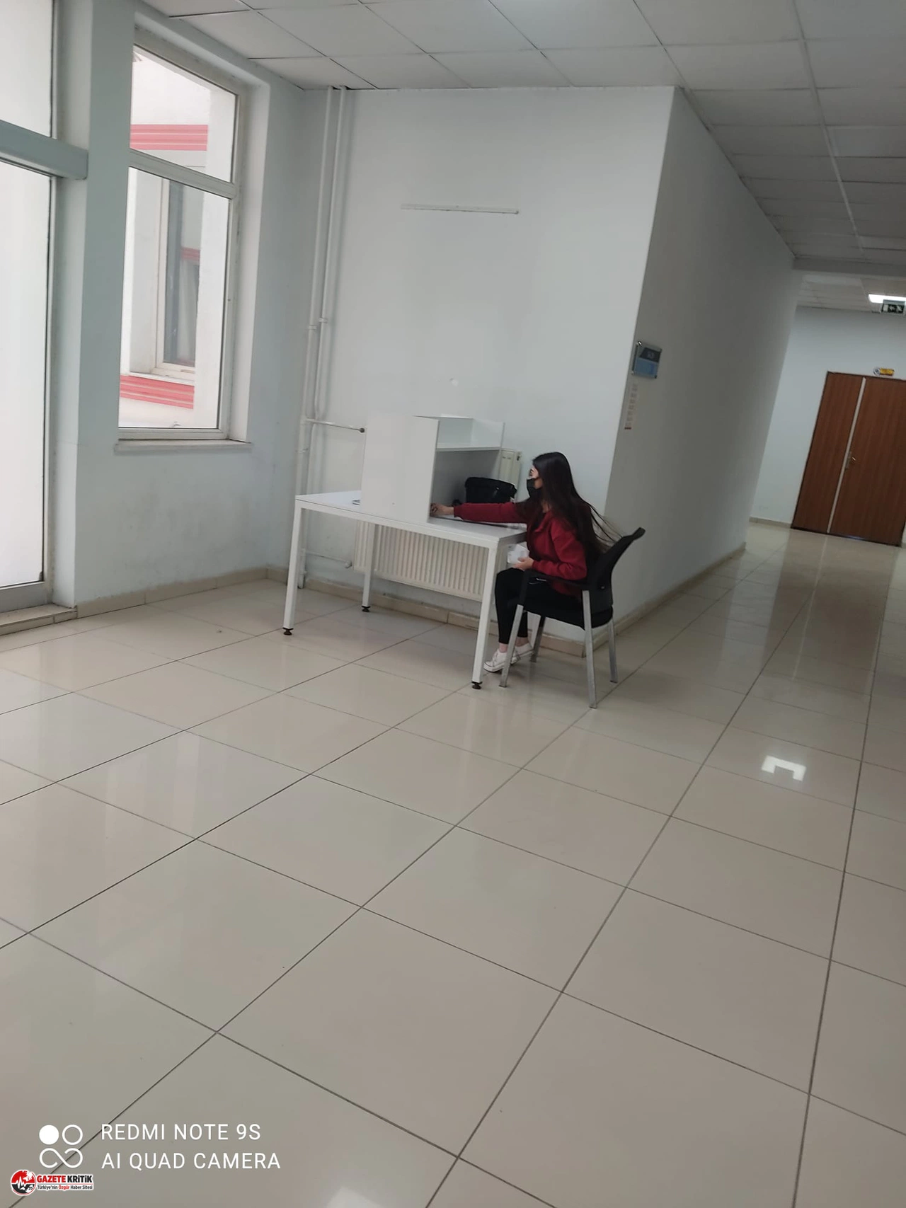 "REKTÖRLÜK ÖĞRENCİLERİN DERS ÇALIŞMA SALONUNU TÜGVA'YA VERDİ!