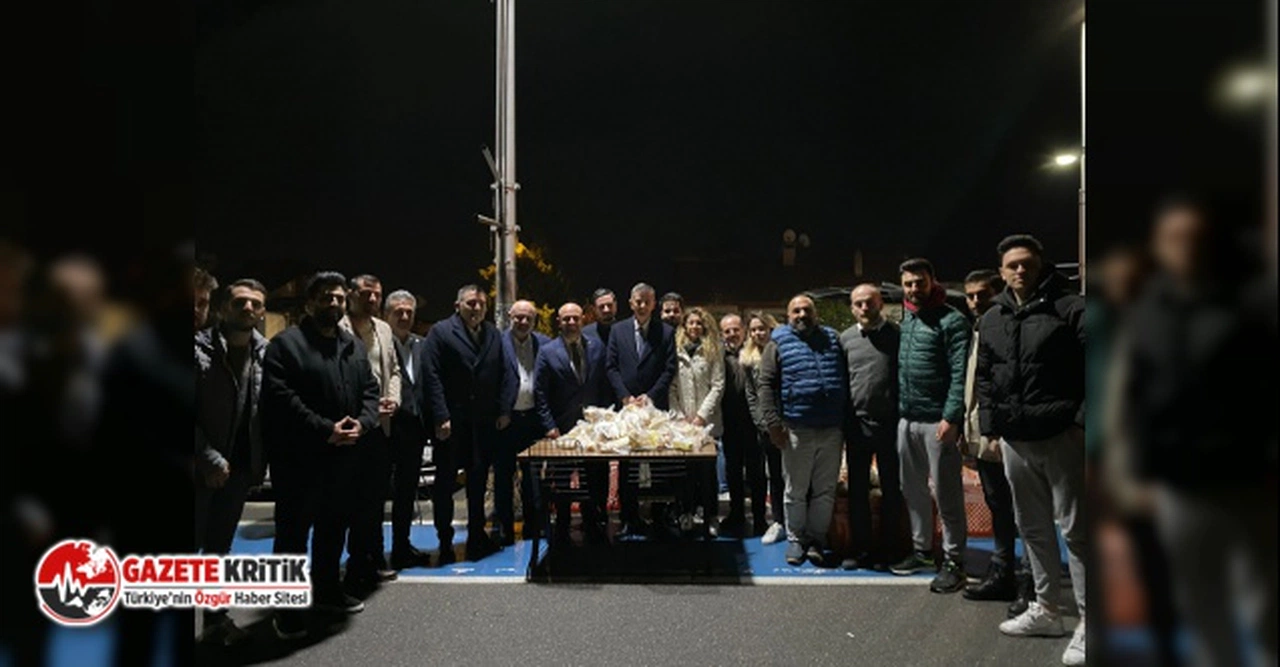 ÌYİ Parti Genel Başkan Yardımcısı  Ümit Dikbayır’dan vize haftasında öğrencilere ikram