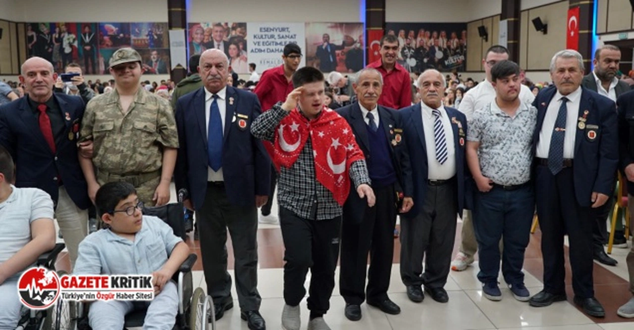ESENYURT’TA ENGELLİ GENÇLER İÇİN TEMSİLİ ASKER EĞLENCESİ