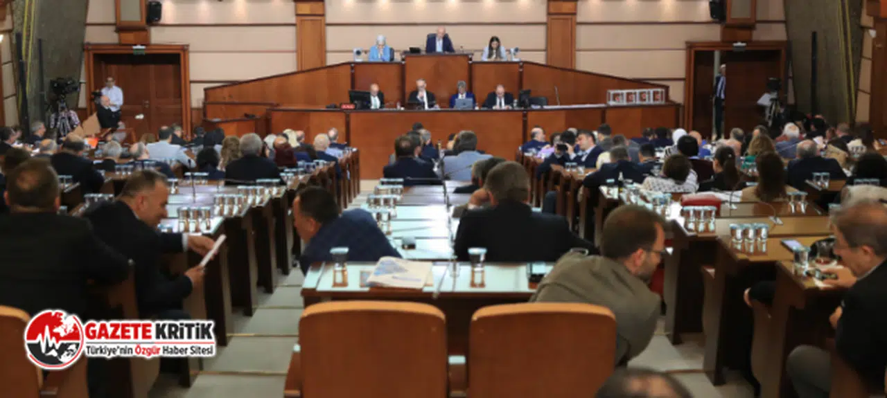 İBB MECLİSİ'NDE ÇARPICI AKP CHP İŞBİRLİĞİ: SWİSS OTEL ARAZİSİNİN SATIŞI ONAYLANDI
