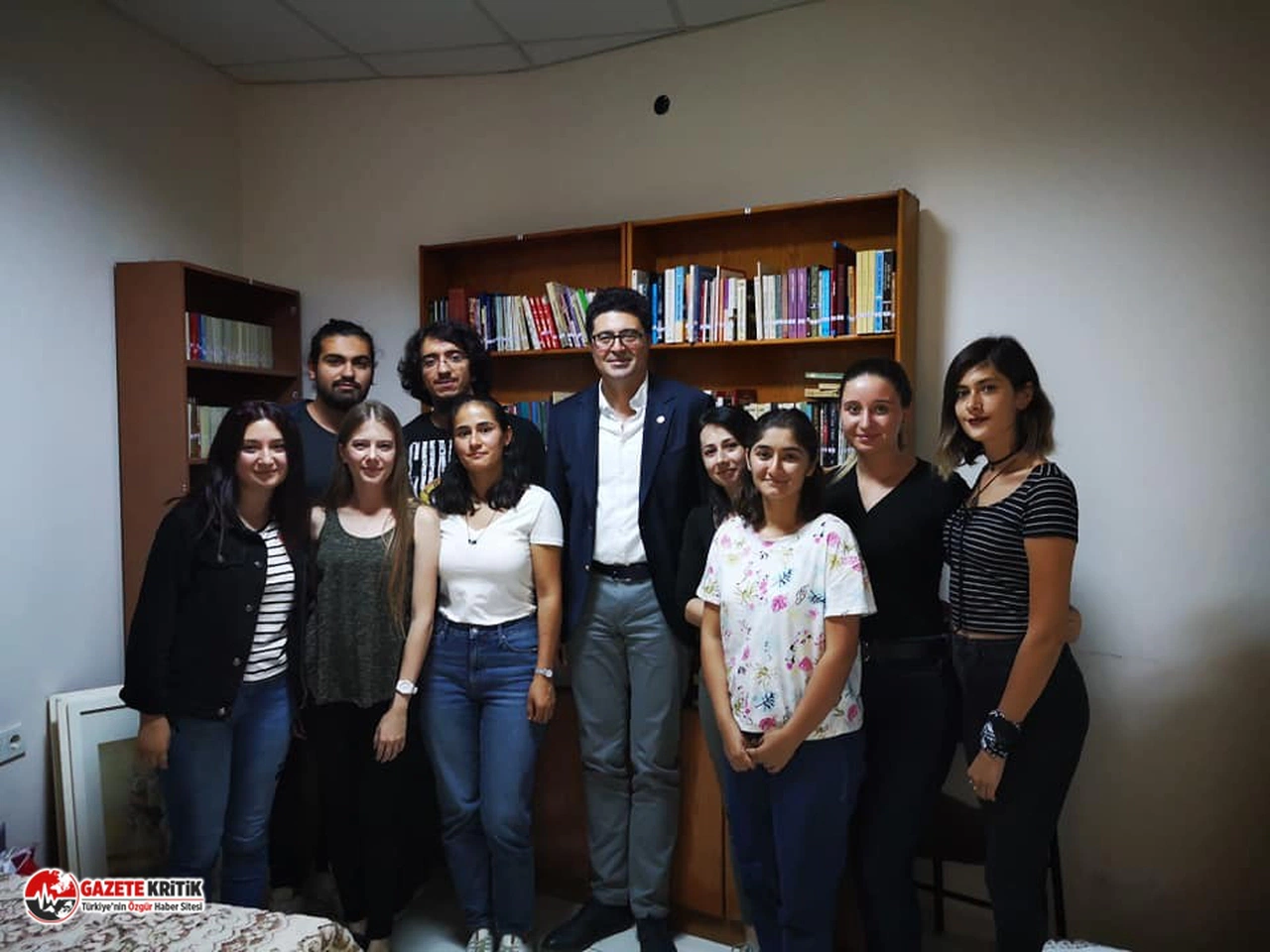 CHP'Lİ ENSAR AYTEKİN:SINAVLAR BİTTİ ÖĞRENCİLER EVİNE GİDEMİYOR!