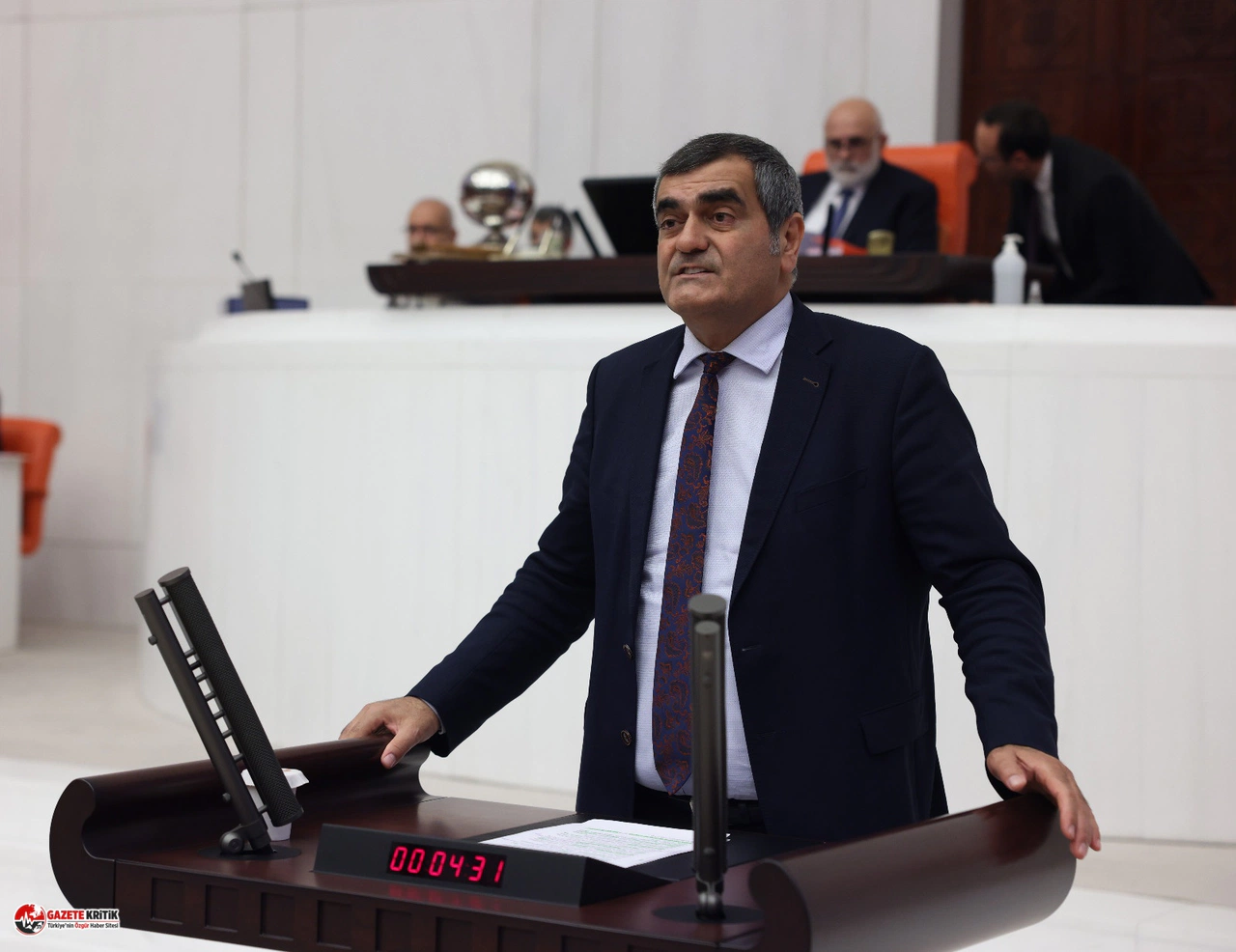 CHP’li Ali Şeker Meclis Genel Kurulu’nda Erzincan’ın sorunlarını dile getirdi