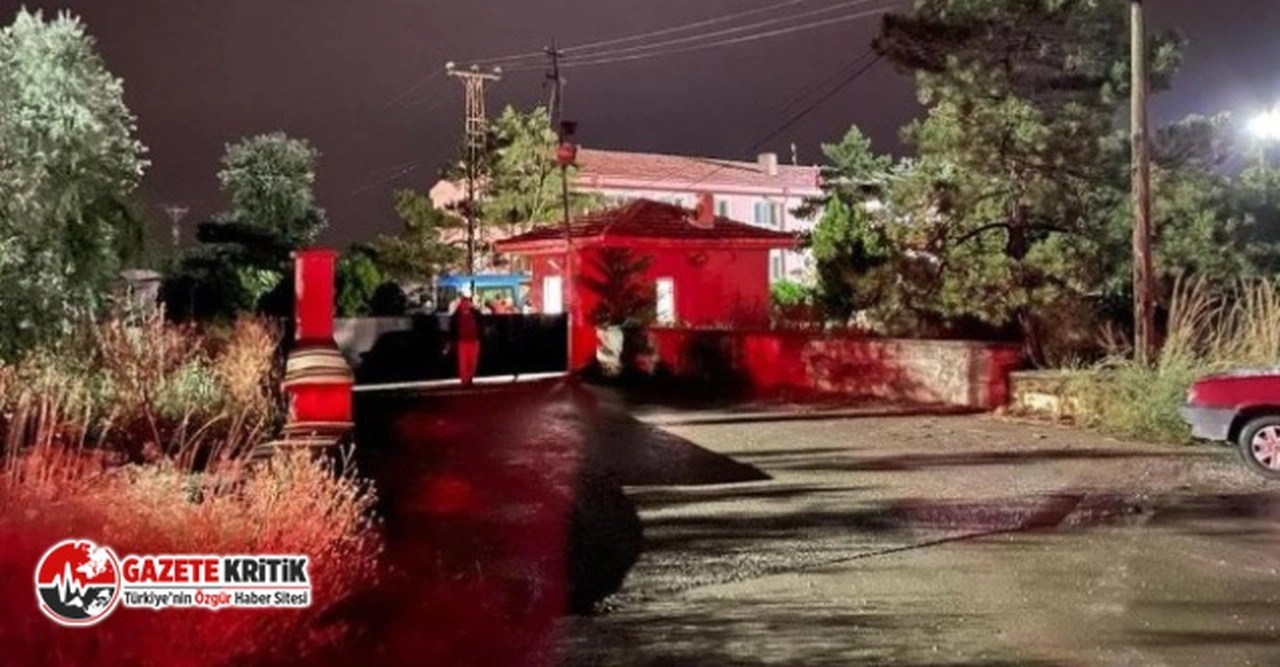 Afyon’da üniversite yerleşkesine sivil eğitim uçağı düştü