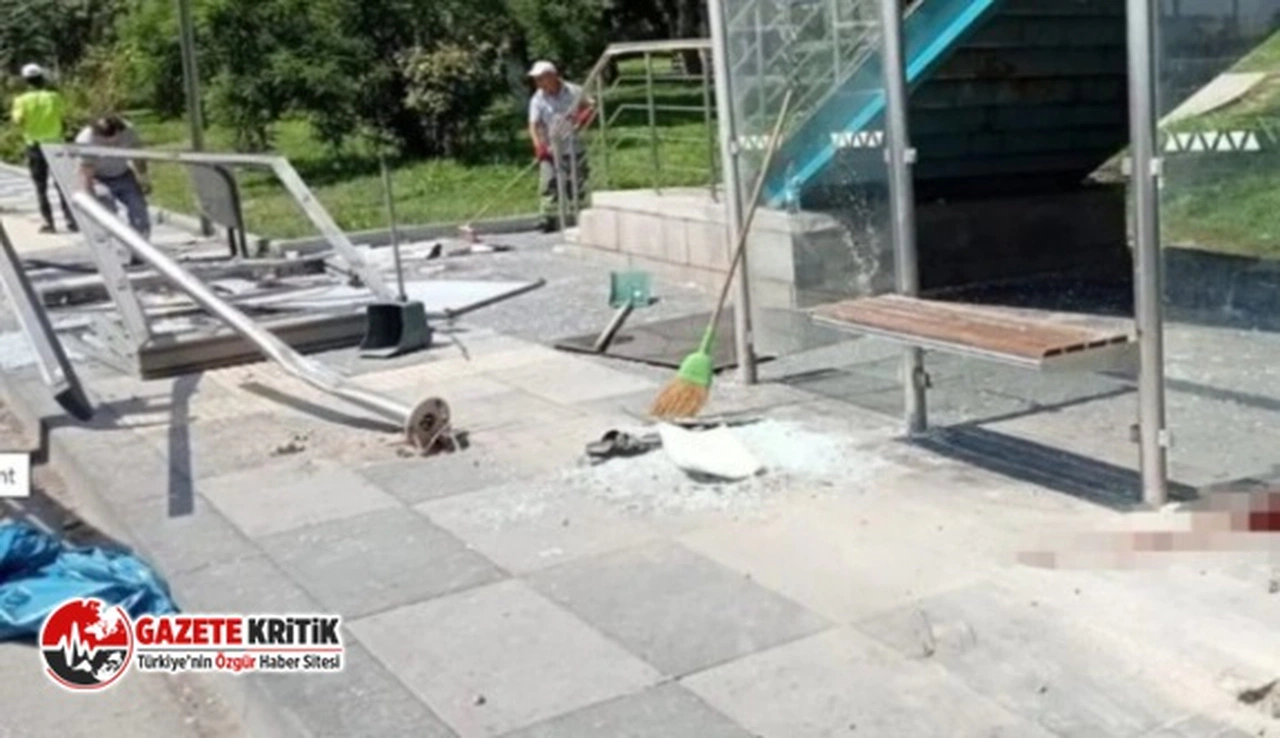 Ankara'da bir araç otobüs durağına daldı: Yaralılar var