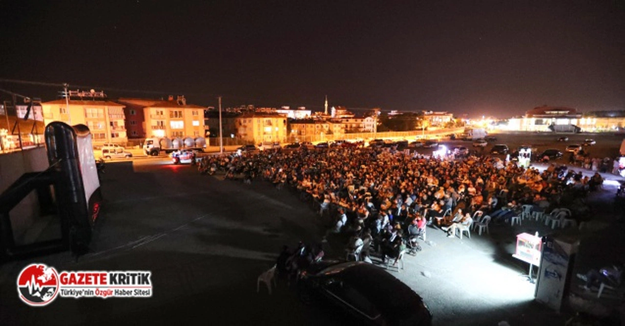 Burdur Belediyesi, Açık hava sinema keyfi başladı