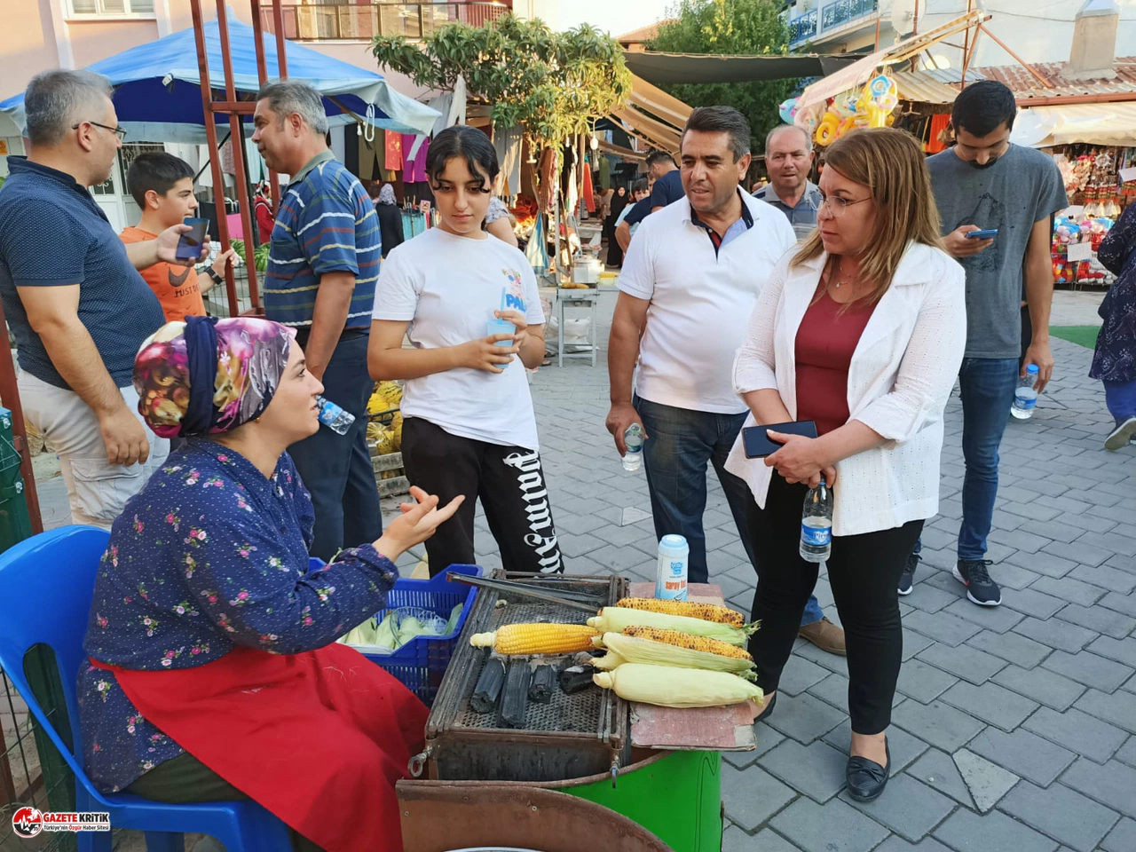 "Denizlili vatandaşlar, sahada Gülizar Biçer Karaca’ya dert yanıyor, sesimiz ol diyor"