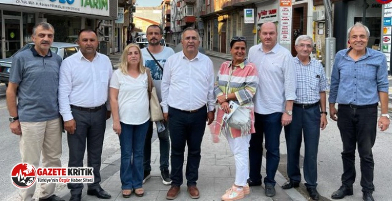 İYİ Parti Adapazarı teşkilatı eski Hendek Caddesinde