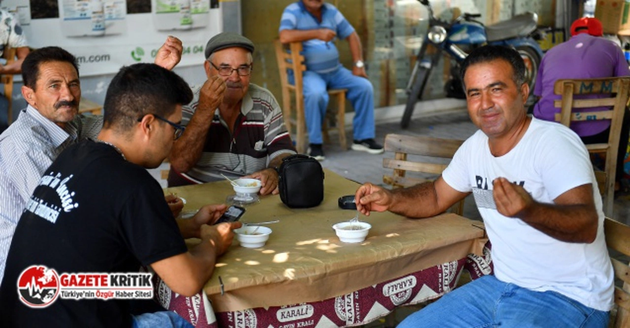 Mersin Büyükşehir Belediyesi 20 Bin Paket Aşure Dağıttı