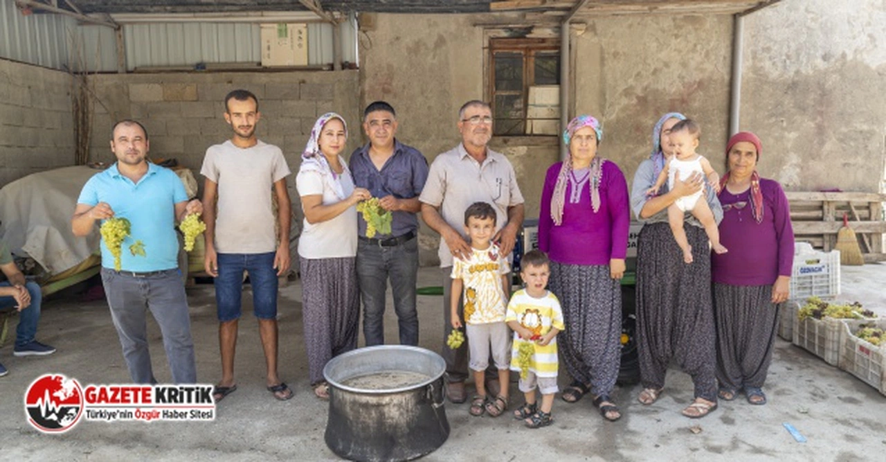 Mersin Büyükşehir’in Üzüm Sıkma Makinesi Hibesi İle Üreticinin Yüzü Gülüyor