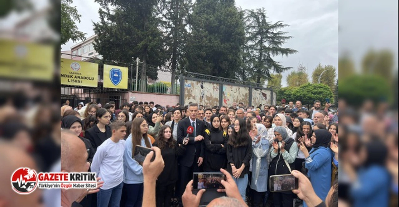 İYİ Partili Dikbayır, yıkım kararı verilen Hendek Anadolu Lisesini ziyaret ederek veli ve öğrencilere destek verdi!