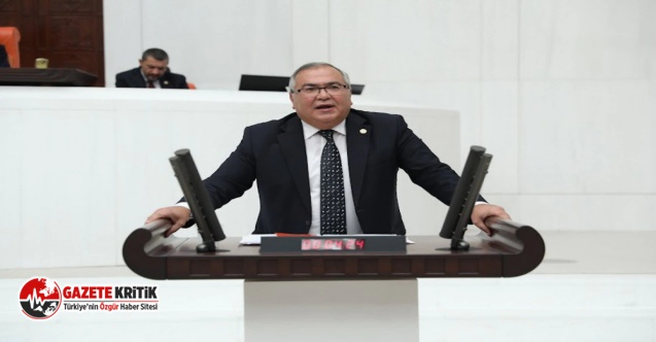 CHP'li Bülbül:99 yıl önce Cumhuriyet’in kurulması için verilen mücadeleyi bugün ayakta tutmak için veriyoruz