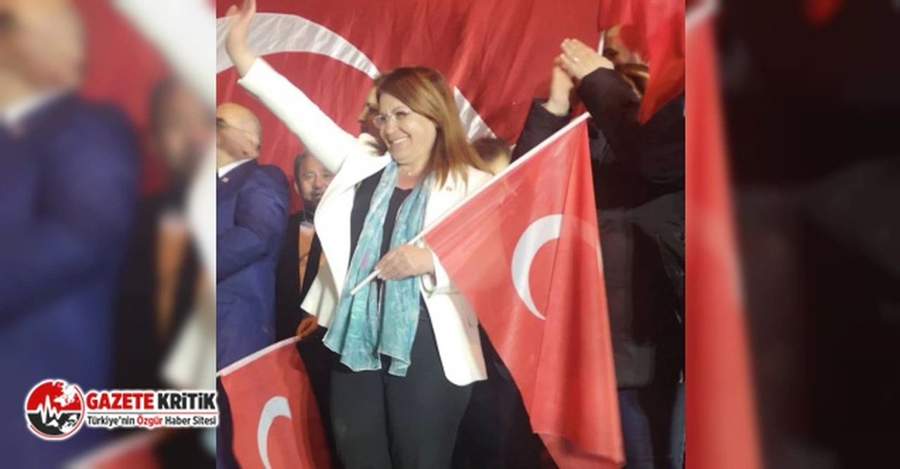 CHP'li Gülizar Biçer Karaca:Yaşasın Cumhuriyet! Yaşasın Tam Bağımsız Türkiye!