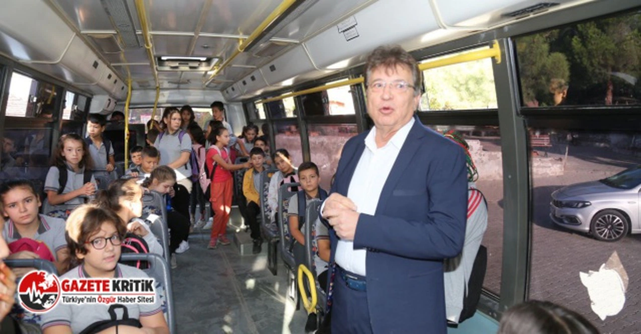 Edremit Belediye Başkanı Selman Hasan Arslan öğrencilerin okullarına gidebilmesi için seferber oldu