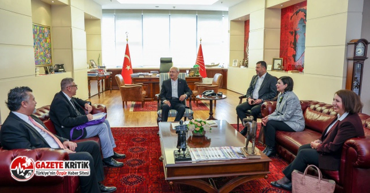 KILIÇDAROĞLU, TTB HEYETİ İLE BİR ARAYA GELDİ