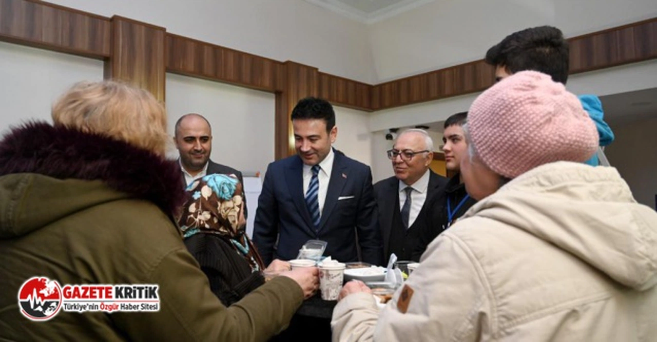 BEŞİKTAŞ BELEDİYESİ’NDEN ‘YAŞLILARA SAYGI HAFTASI’NDA ANLAMLI ETKİNLİK:BAŞKAN AKPOLAT YALNIZ BIRAKMADI