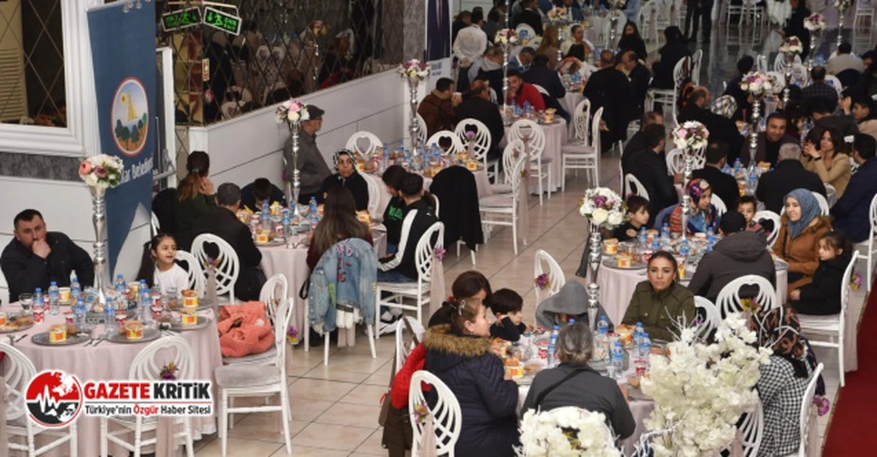 Başkan Hançerli, iftar sofrasında Avcılarlılarla bir araya geldi