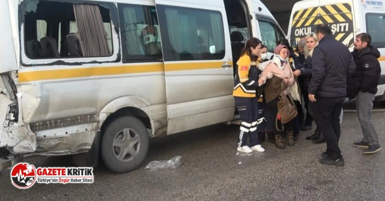 Bursa'da işçileri taşıyan 3 servis aracı çarpıştı : 15 kişi yaralandı