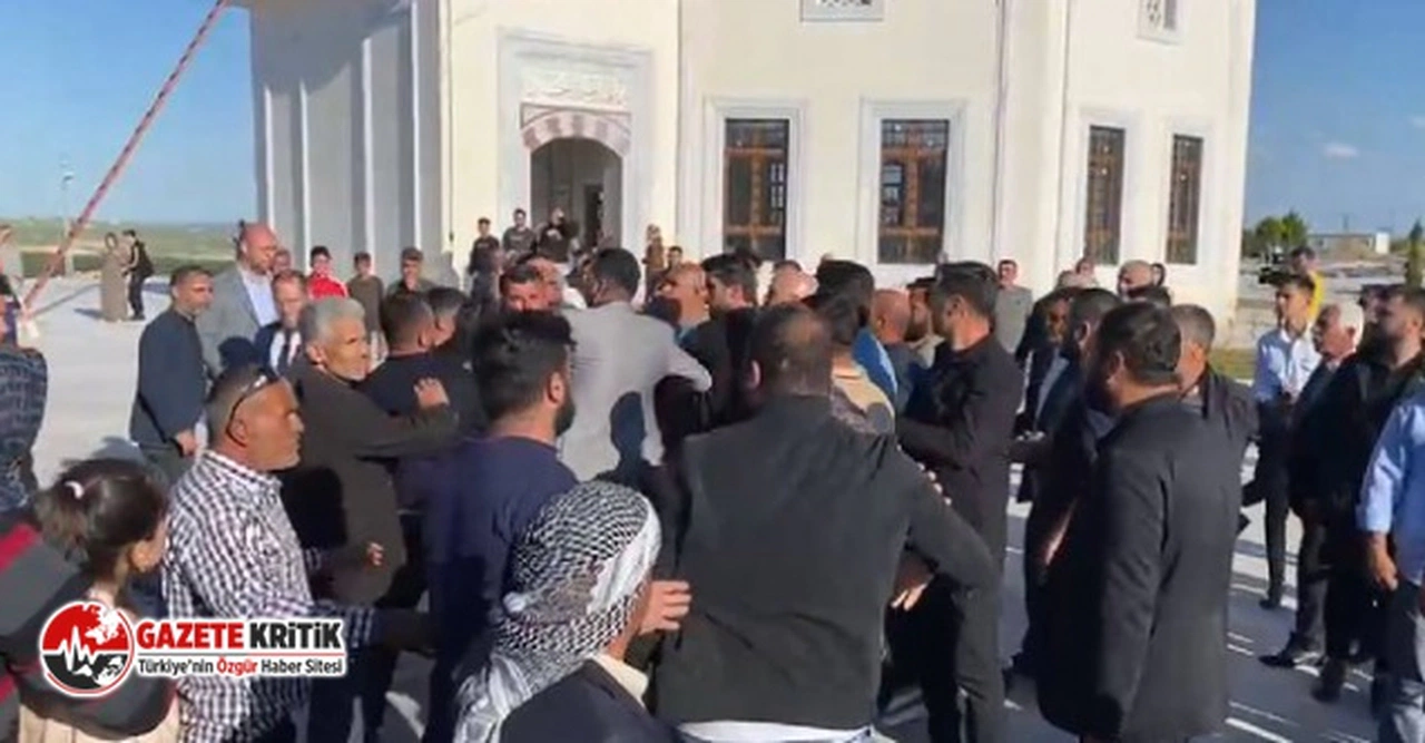 CHP'lilere bu kez de türbede saldırı girişimi!