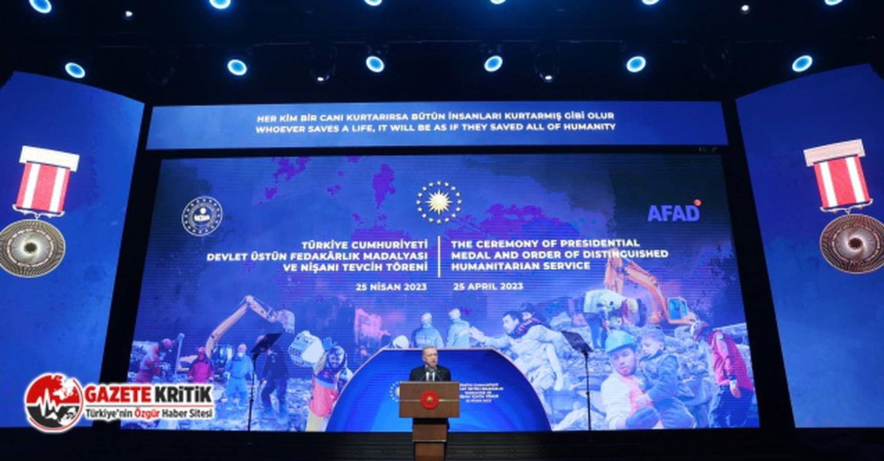 Erdoğan'dan Menzil cemaatine Devlet Üstün Fedakârlık Madalyası!