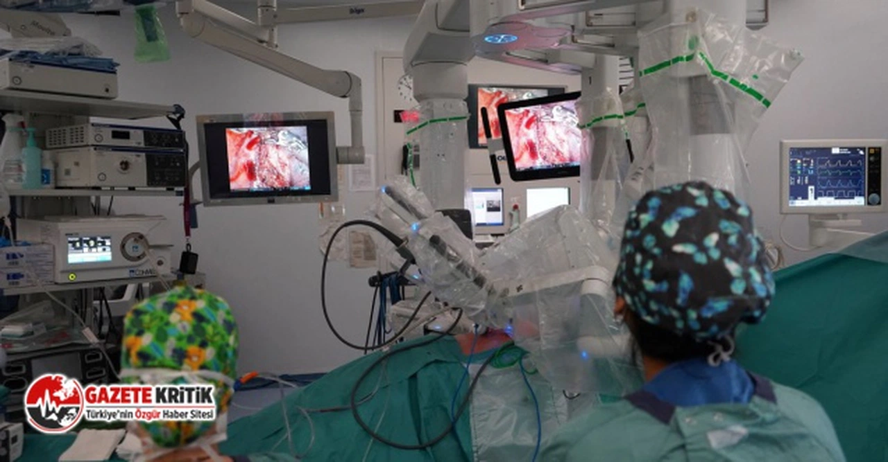 Tıp dünyasında ilk kez robotik ameliyatla akciğer nakli yapıldı