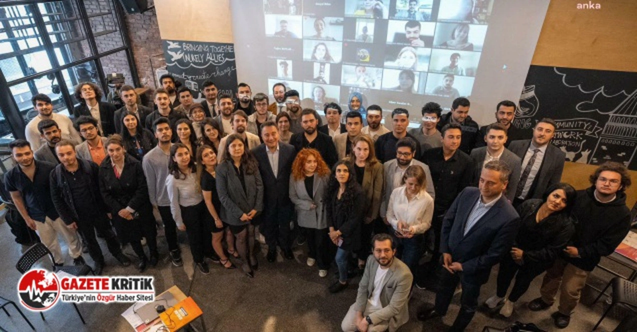 Ali Babacan: "Teknoloji ürünlerinde vergiyi düşüreceğiz"