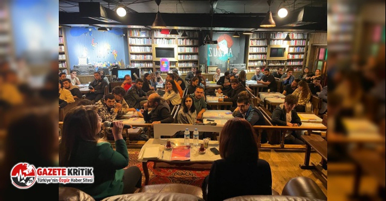 CHP'li Karaca gençlerle buluştu: Gençleri 'kayıp' olarak gören zihniyeti birlikte gönderelim