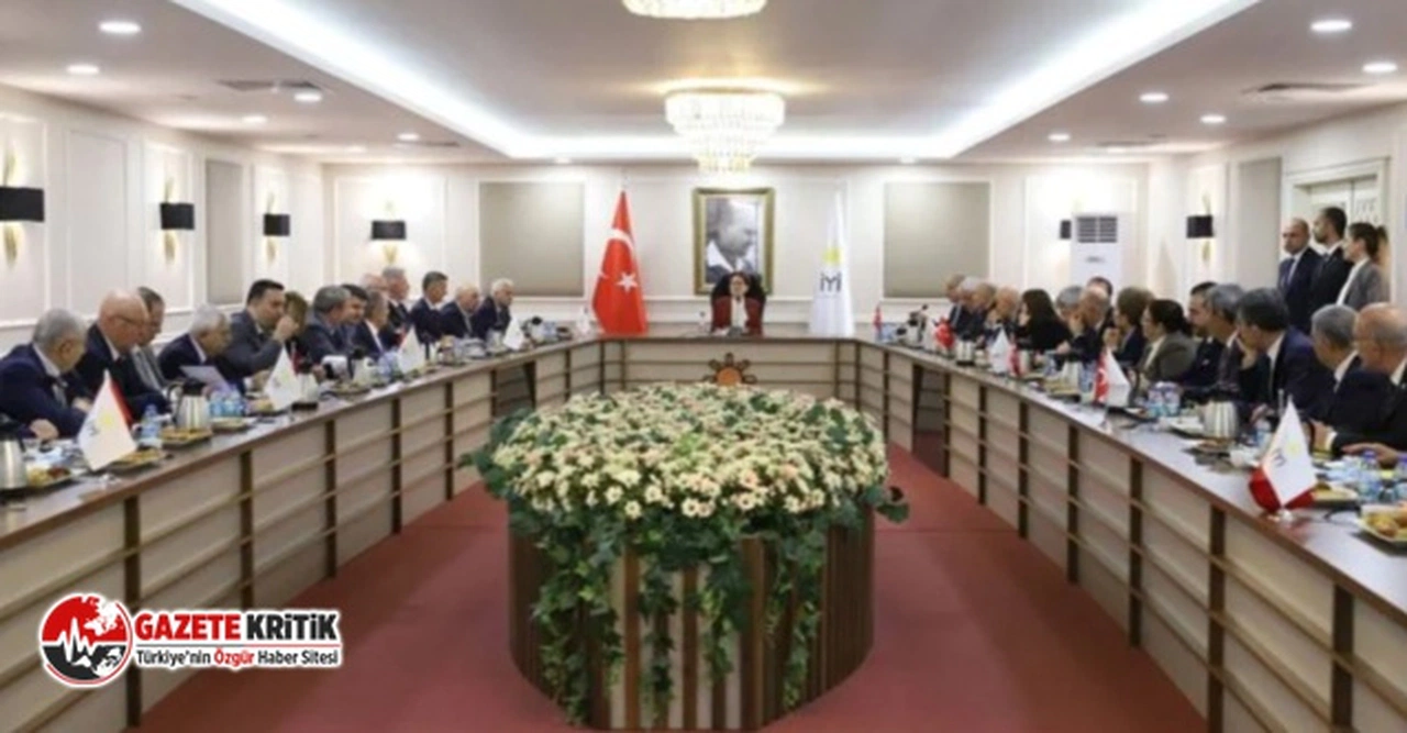 İYİ Parti Başkanlık Divanı ikinci tur gündemiyle toplandı