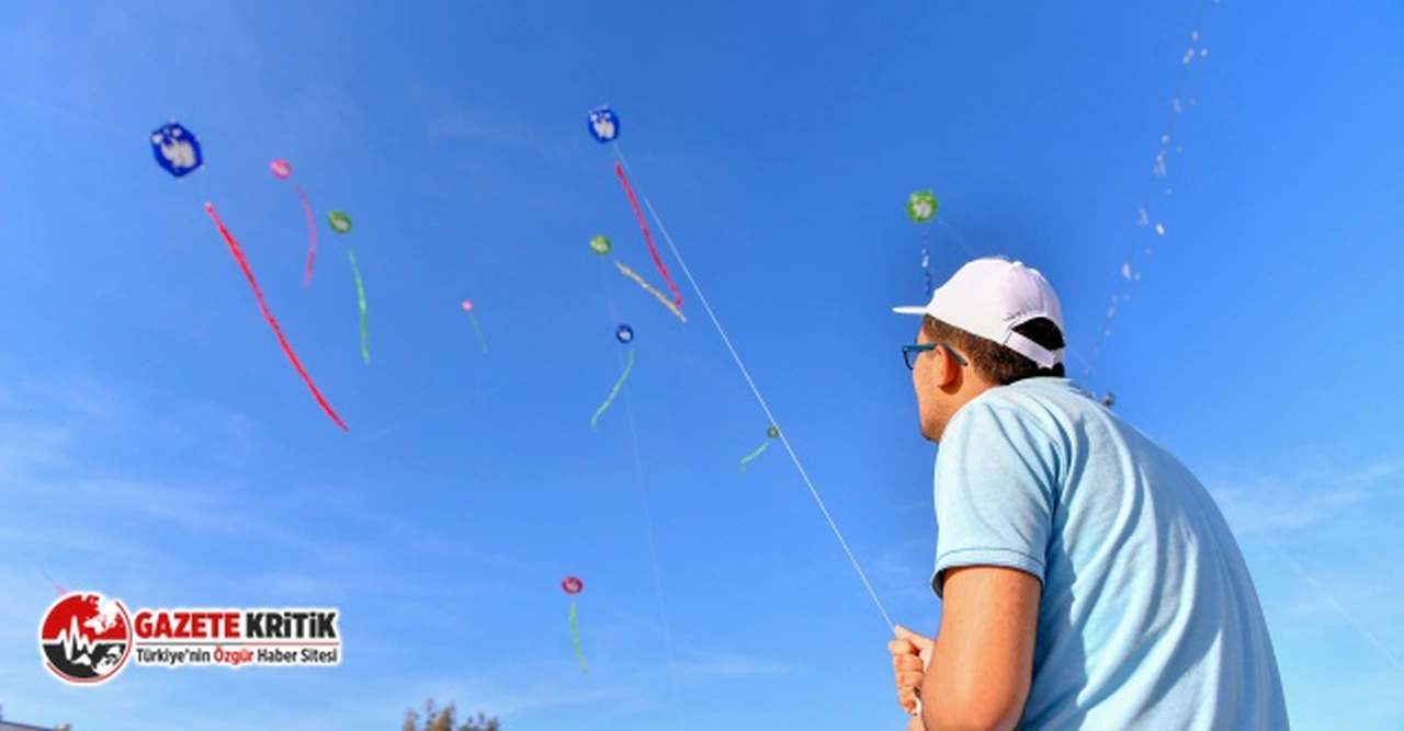 Mersin Büyükşehir Belediyesi'nden ‘Engelleri Uçuruyoruz Şenliği’