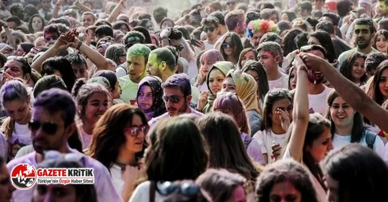 Gençlerin yüzde 63'ü başka ülkelerde yaşamak istiyor