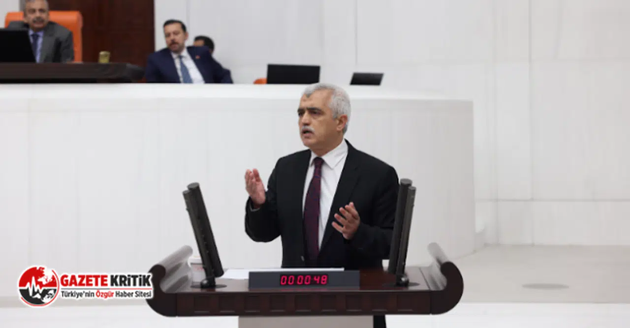 Ömer Faruk GERGERLİOĞLU: Srebrenitsa'da üç günde 8.372 cinayet işlendi!