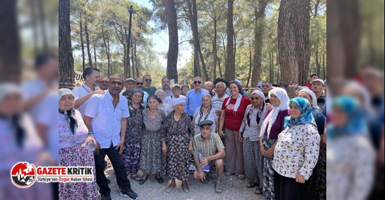 Ümit Özdağ, Muğla’nın Milas ilçesine bağlı İkizköy’deki Akbelen Ormanı’nda basın açıklaması yaptı