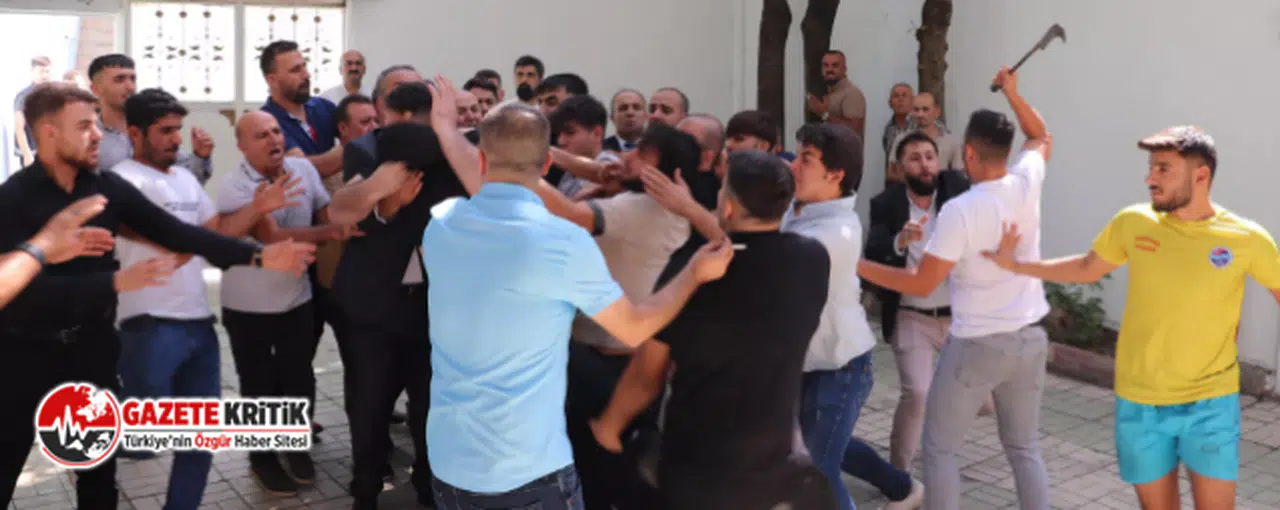 CHP Siirt il kongresinde arbede:2 kişi gözaltına alındı