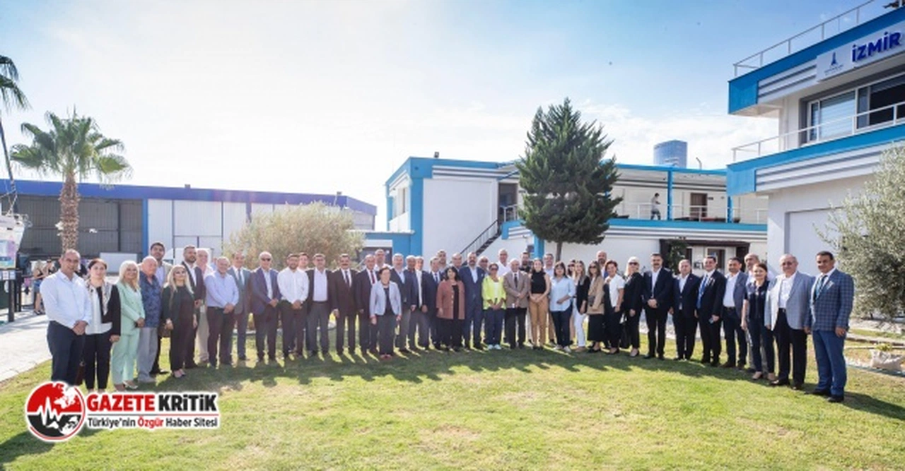 İZMİR'DE 56 KURULTAY DELEGESİNDEN 55'İ KILIÇDAROĞLU'NA DESTEK İÇİN İMZA VERDİ!