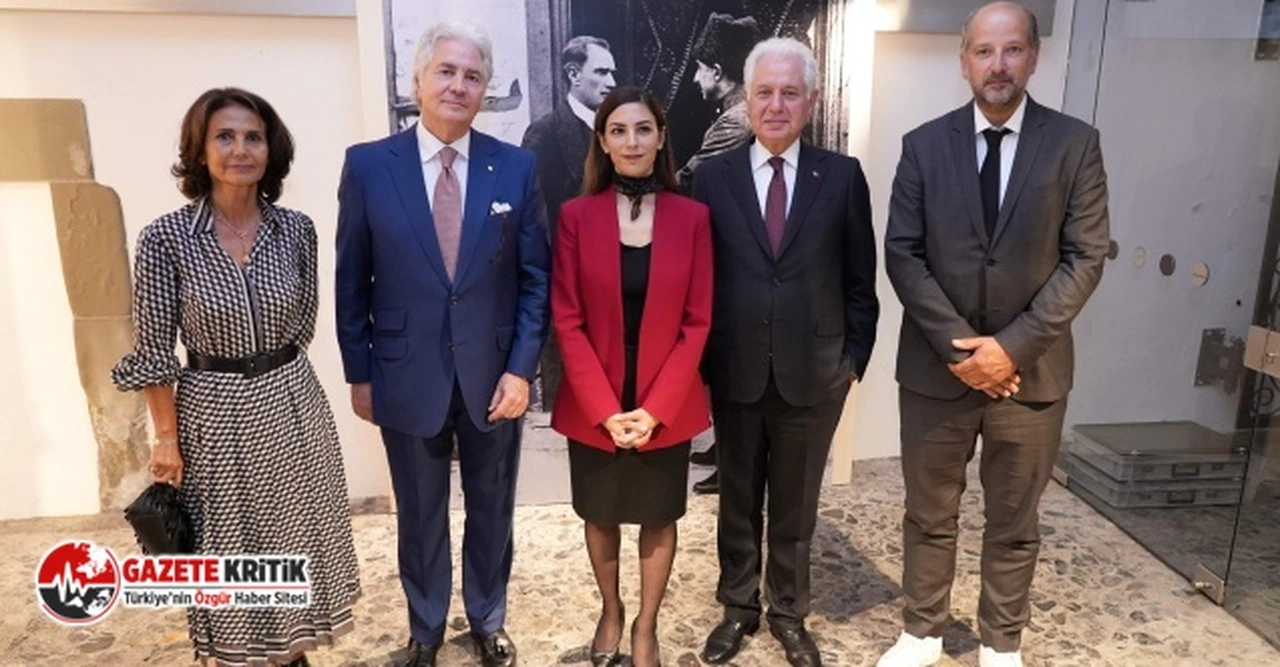 ŞİŞLİ BELEDİYESİ “BARIŞ YÜZYILI” SERGİSİ’Nİ DÜNYAYLA BULUŞTURDU